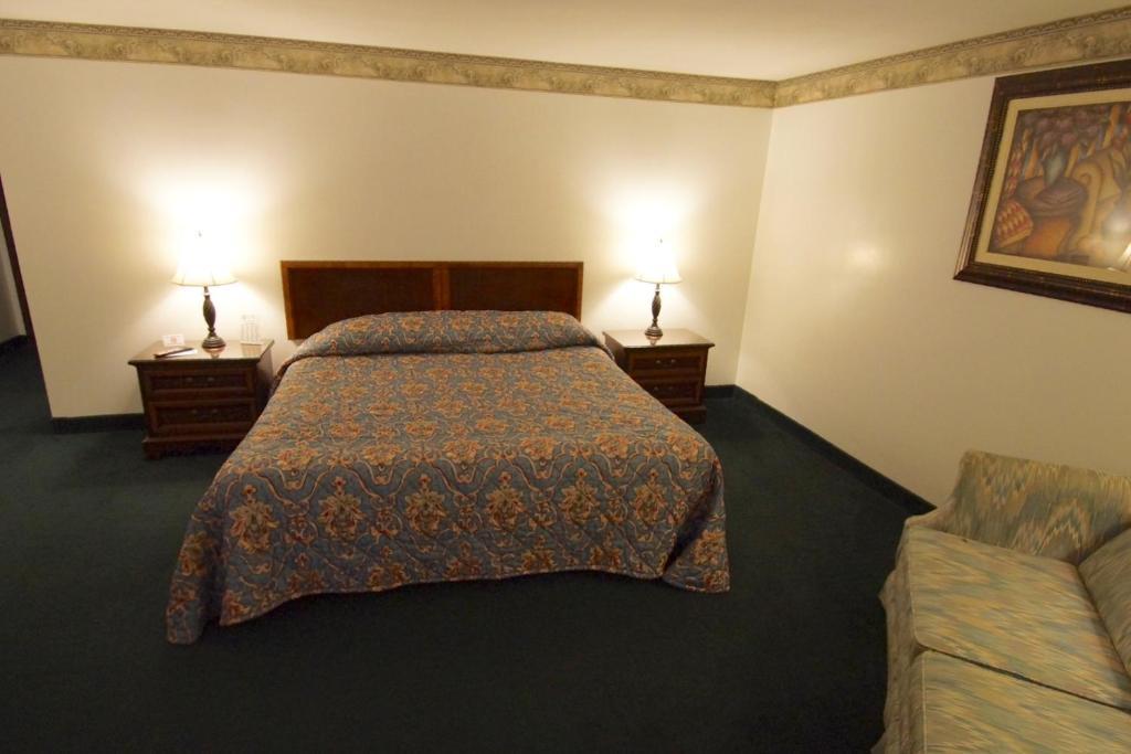 Birds Nest Motel Скеніетлес Номер фото